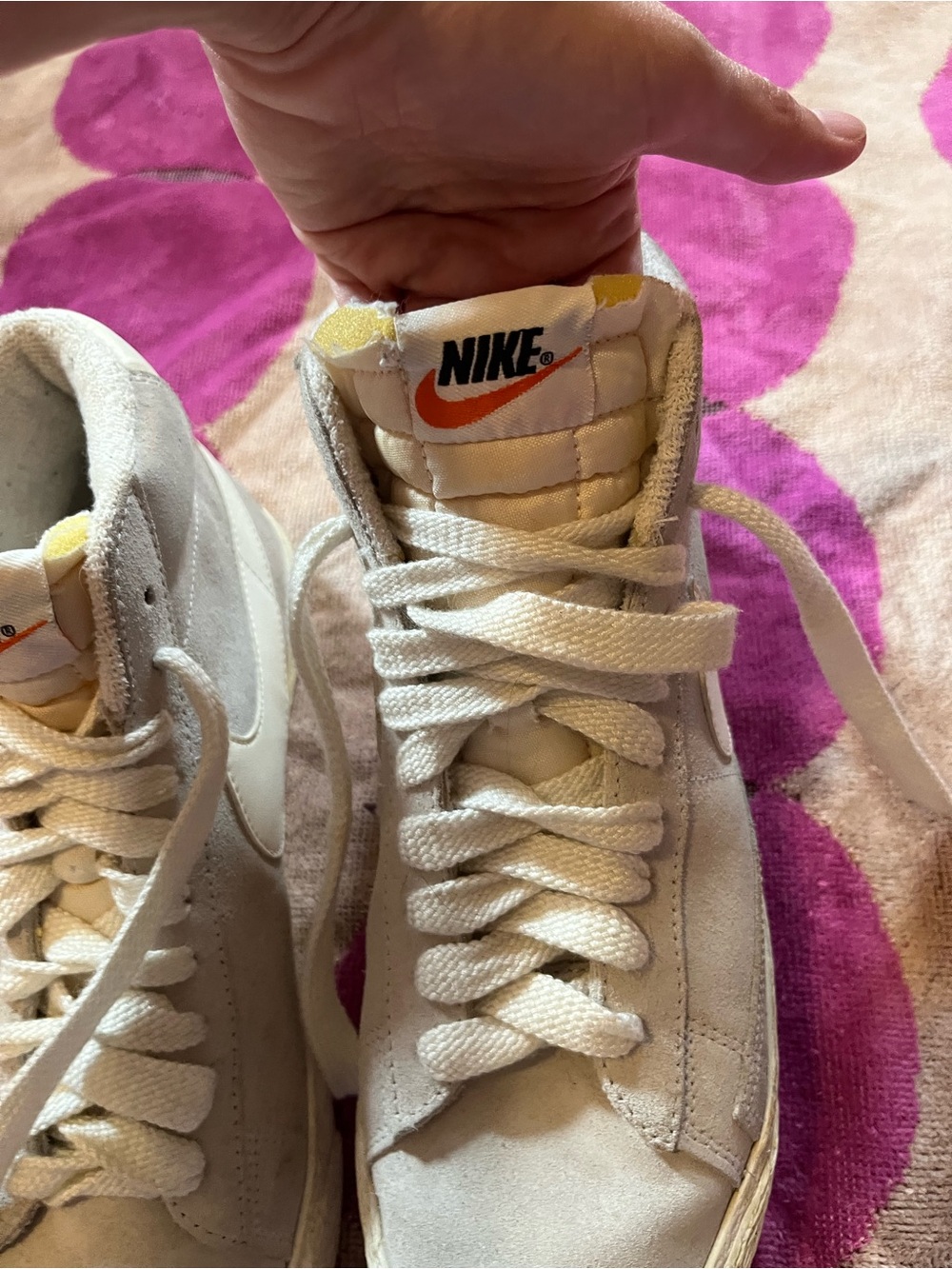 Nike Blazer Mid '77 Vintage High Top Sneakers in Light Bone Alabaster - Picture 10 of 15
